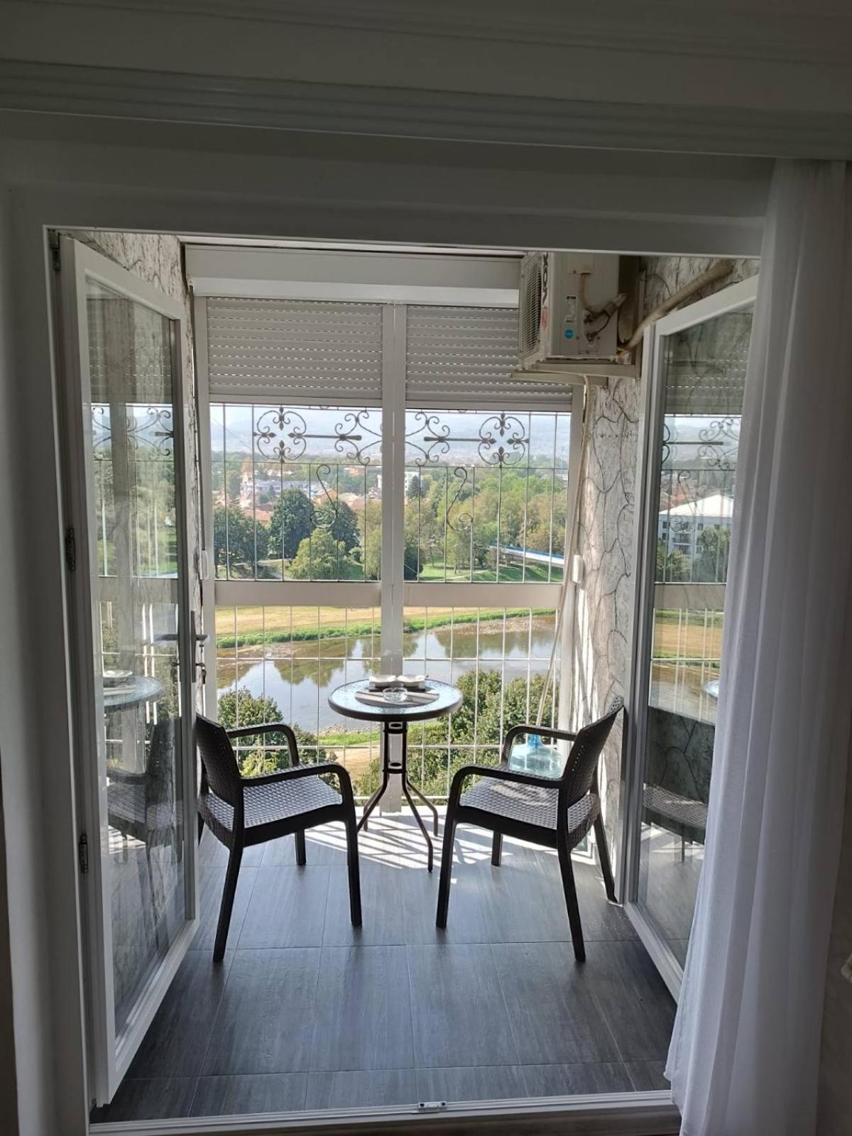 Ferienwohnung Vemiur Čačak Exterior foto